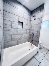 3322 W 66th St in Los Angeles, CA - Building Photo - Building Photo