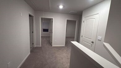 2213 Blue Monarch Dr in Buford, GA - Building Photo - Building Photo