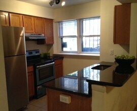 16 Cumberland St in Boston, MA - Building Photo - Building Photo
