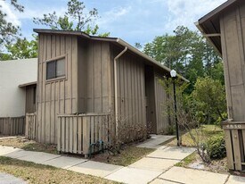 4836 Pebble Beach Dr in Orlando, FL - Building Photo