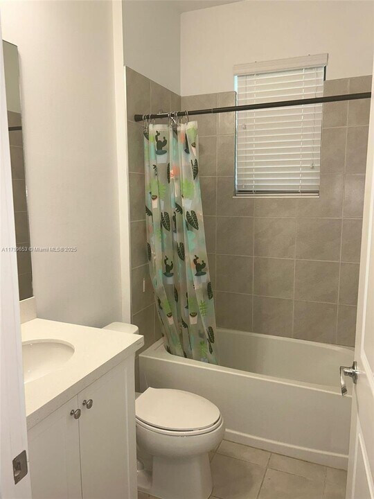 5541 Agostino Way in Ave Maria, FL - Building Photo