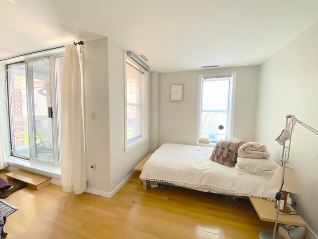 20 Chestnut St in Cambridge, MA - Foto de edificio - Building Photo