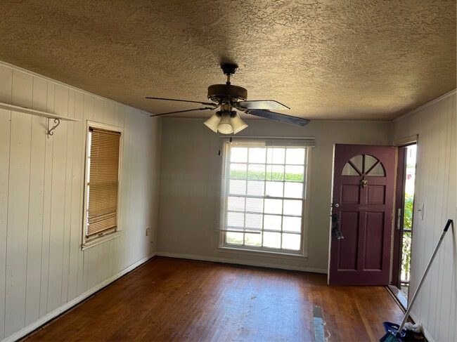 201 N A St in Duncan, OK - Building Photo - Building Photo