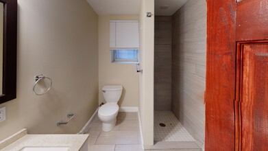 1223 Commonwealth Ave, Unit 101 in Boston, MA - Building Photo - Building Photo