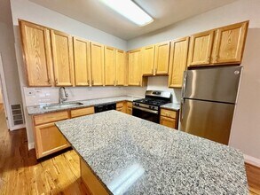 1459 N Milwaukee Ave in Chicago, IL - Building Photo - Building Photo