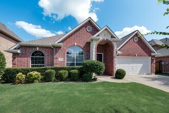 2755 Explorador in Grand Prairie, TX - Building Photo - Building Photo