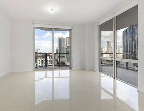1010 SW 2nd Ave, Unit 2004 in Miami, FL - Building Photo - Building Photo