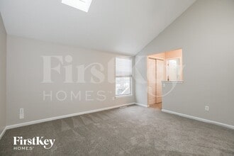 1709 NE Auburn Dr in Lee's Summit, MO - Building Photo - Building Photo