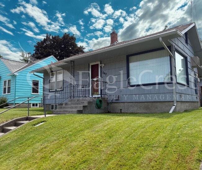 542 E Chestnut St in Walla Walla, WA - Building Photo - Building Photo