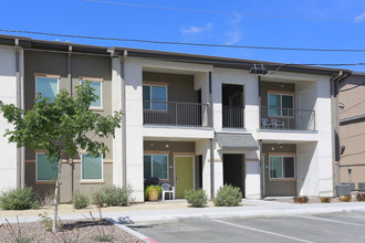 Sherman North in El Paso, TX - Foto de edificio - Building Photo