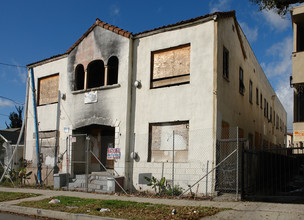 1185 Alexandria Ave in Los Angeles, CA - Building Photo - Building Photo