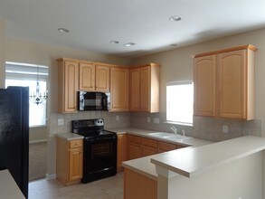 4504 Sandtyn Dr in Waxhaw, NC - Foto de edificio - Building Photo