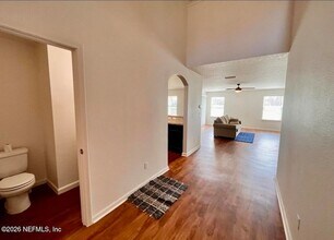 77817 Lumber Creek Blvd in Yulee, FL - Foto de edificio - Building Photo