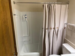 506 E Elm St in Urbana, IL - Building Photo - Building Photo