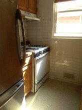 105 Rustic Pl in Staten Island, NY - Foto de edificio - Building Photo