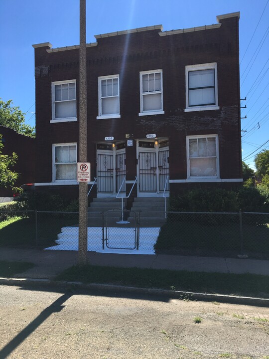 4200 College Ave, Unit 4200 #1 in St. Louis, MO - Building Photo