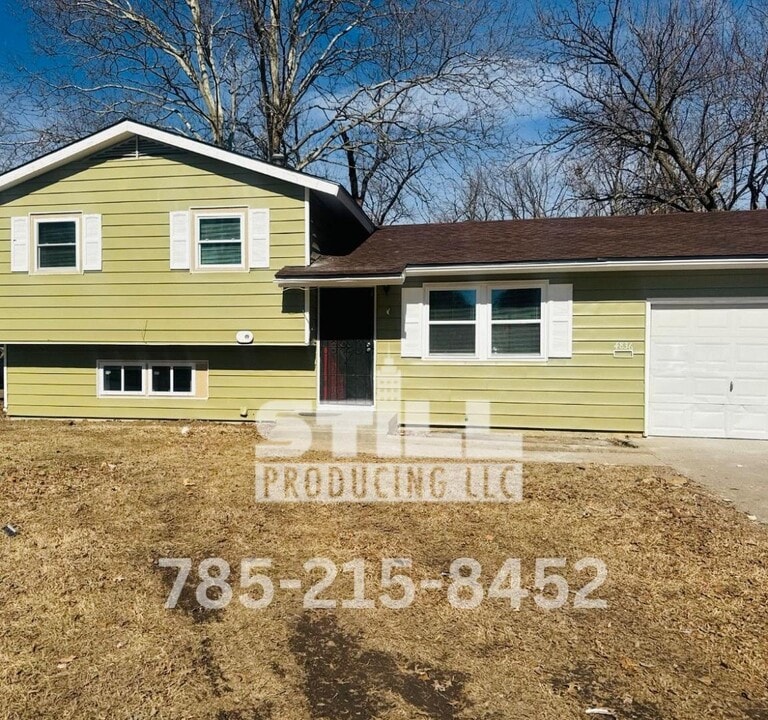 4836 SW 28th St in Topeka, KS - Building Photo