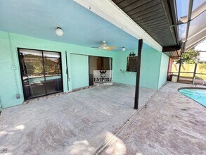 1807 SE 11th Ave in Cape Coral, FL - Building Photo - Building Photo
