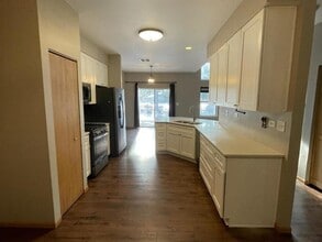 458 Landmark Ave in Yorkville, IL - Building Photo - Building Photo