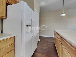 10884 Roundtree Rd in Fishers, IN - Building Photo - Building Photo