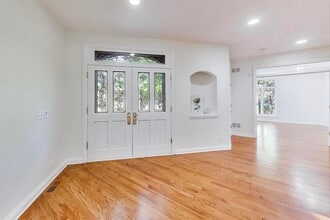 1620 Timber Woods Ln in Libertyville, IL - Building Photo - Building Photo