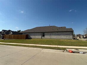 401 Forsyth Dr in Princeton, TX - Building Photo - Building Photo