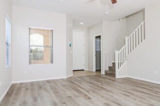 18514 W Udall Dr in Surprise, AZ - Building Photo - Building Photo