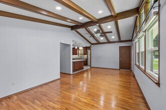 226 S Farmington Rd in Jackson, MO - Building Photo - Building Photo