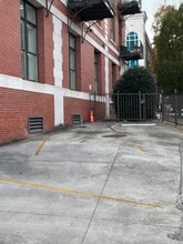 300 S Gay St in Knoxville, TN - Foto de edificio - Building Photo