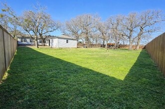 1032 Forgotten Ln in Alvarado, TX - Building Photo - Building Photo