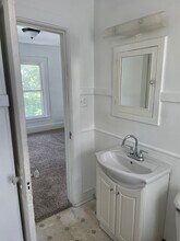 1608 E 12th St in Davenport, IA - Building Photo - Building Photo