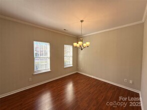 10016 Highlands Crossing Dr in Charlotte, NC - Building Photo - Building Photo