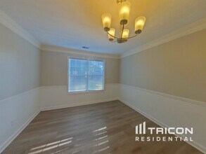 2556 Tolliver Dr in Ellenwood, GA - Building Photo - Building Photo