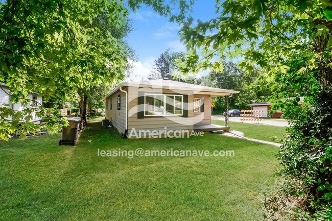 3201 Ralston Ave in Indianapolis, IN - Foto de edificio - Building Photo