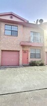 9400 Bellaire Blvd in Houston, TX - Building Photo