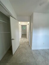 1351 NW 45th St in Miami, FL - Building Photo - Building Photo
