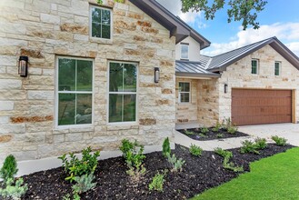 380 Quick Draw in Horseshoe Bay, TX - Building Photo - Building Photo