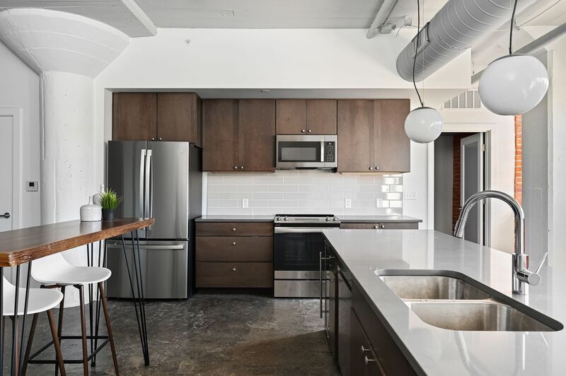 3829 Main St in Kansas City, MO - Building Photo