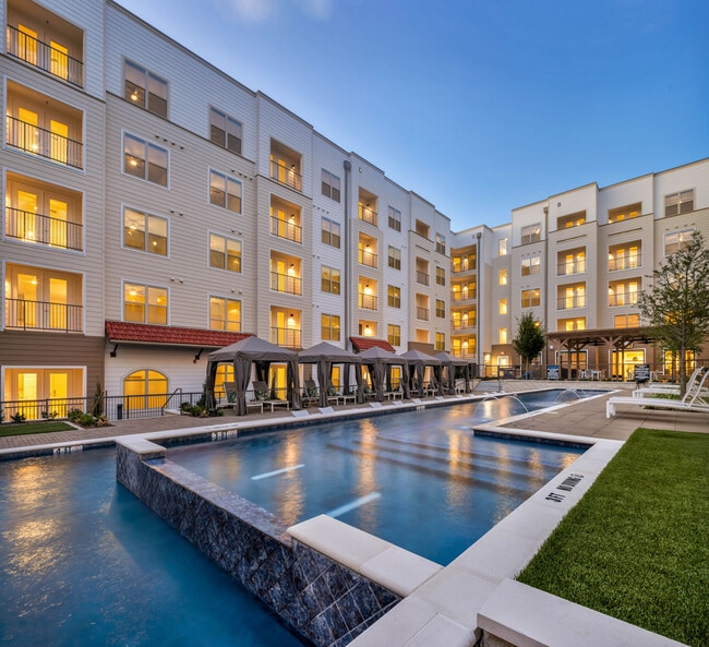Ablon At Harbor Village in Rockwall, TX - Foto de edificio - Building Photo