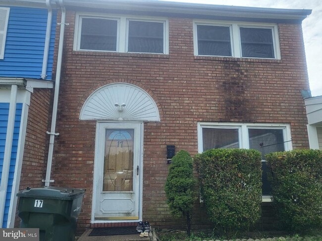 property at 17 Roberts Pl