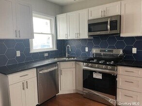 452 5th Ave-Unit -1 in Cedarhurst, NY - Building Photo - Building Photo