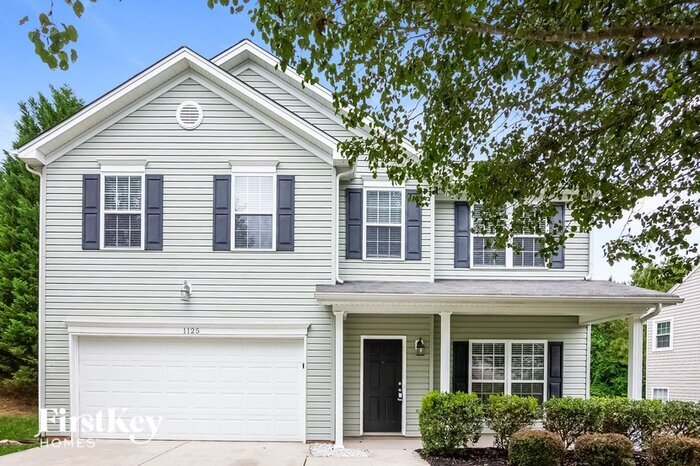 1125 Chalk Hill Ln in Charlotte, NC - Building Photo