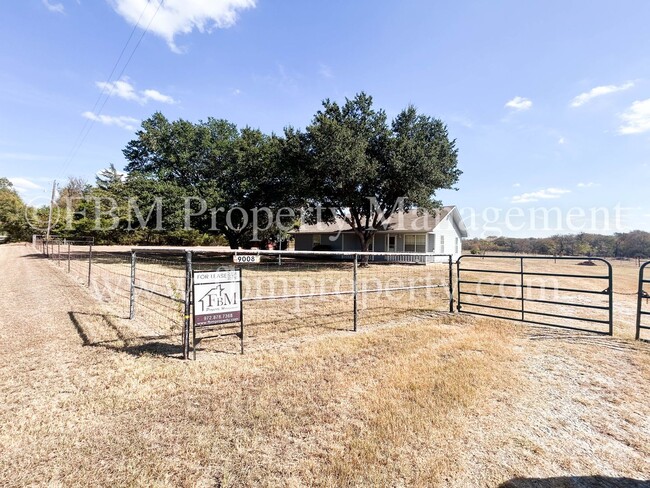 9008 Co Rd 2138 in Kerens, TX - Building Photo - Building Photo