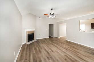 5570 Alexandria Ln in Southaven, MS - Building Photo - Building Photo