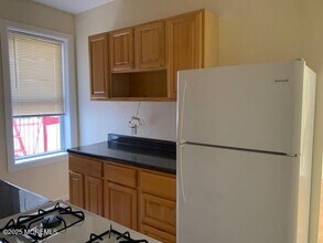 40 Booraem Ave in Jersey City, NJ - Building Photo - Building Photo