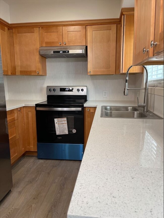 2712 Via Paseo, Unit Unit D in Montebello, CA - Foto de edificio - Building Photo