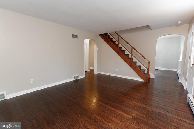 1569 County Line Rd in Bryn Mawr, PA - Building Photo - Building Photo