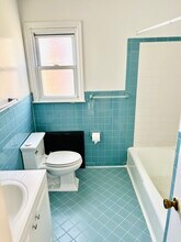 19 Parsons St, Unit 2 in Harrison, NY - Foto de edificio - Building Photo