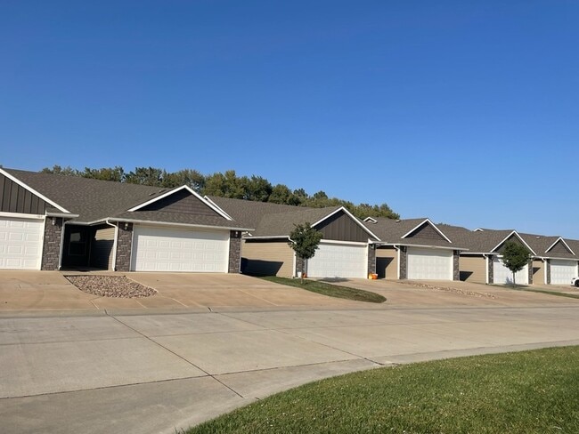 property at 5326 N Hillside St