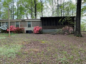 5027 Henderson Cir in Charlotte, NC - Building Photo - Building Photo